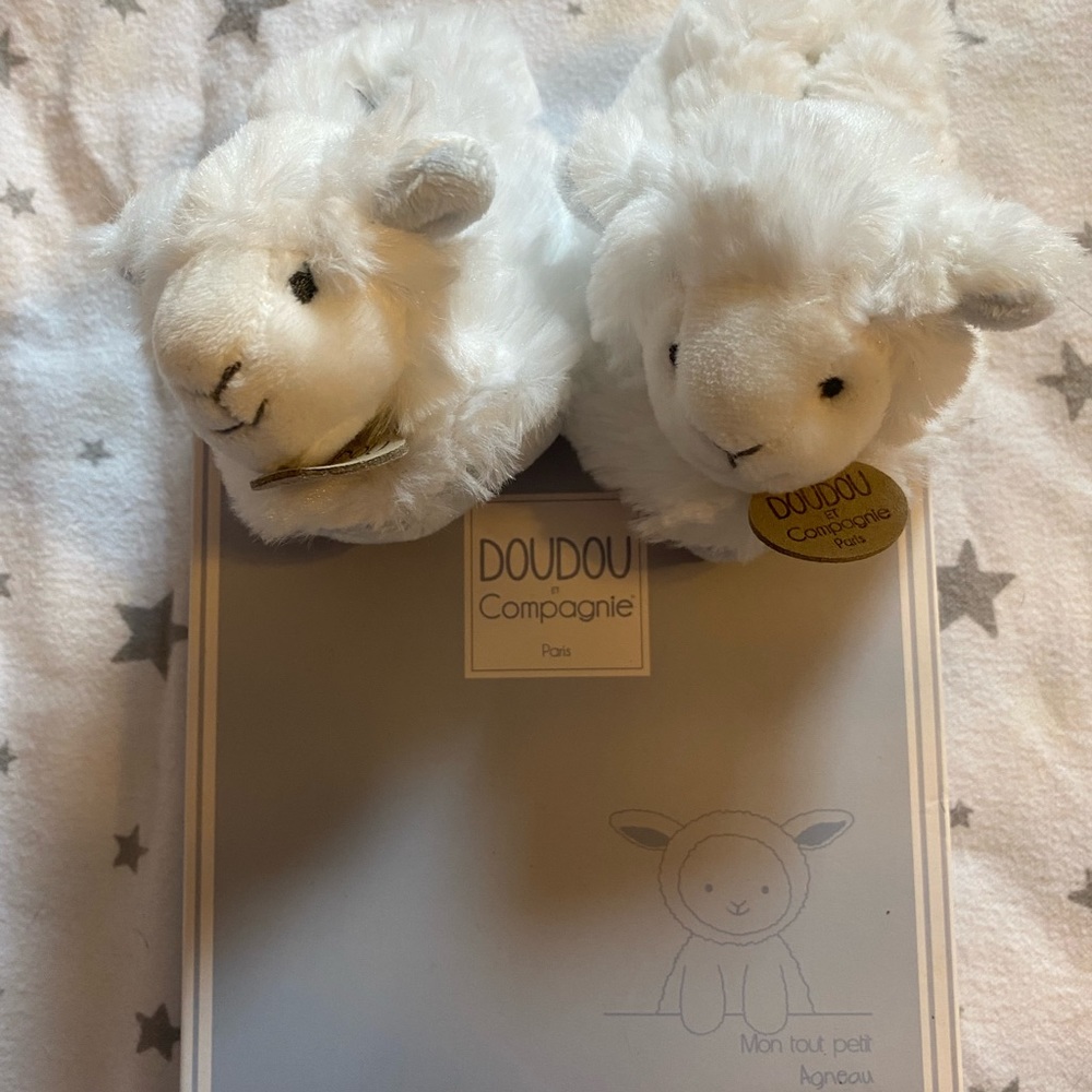 Newborn / Infant Sheep Shoes DouDou